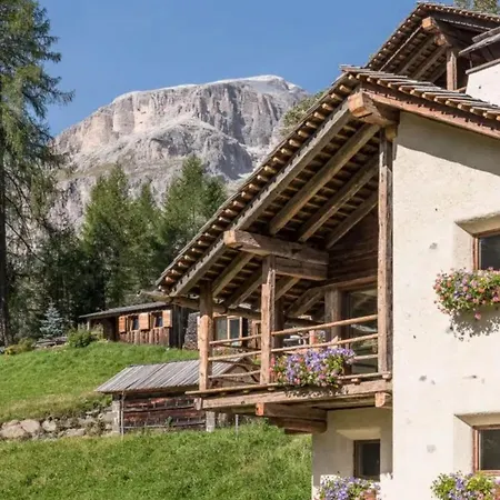 Dolomites Luxe Cesa Del Louf Chalet *