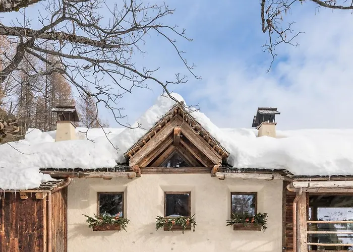 シャレー Dolomites Luxe Cesa Del Louf アラッバ