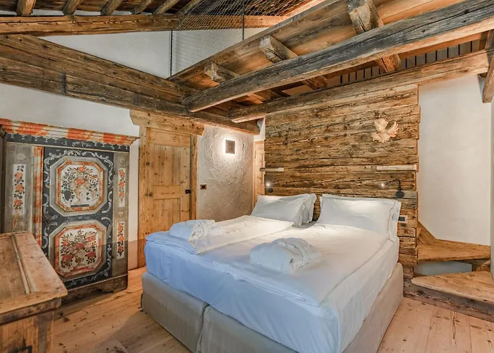 Dolomites Luxe Cesa Del Louf シャレー アラッバ